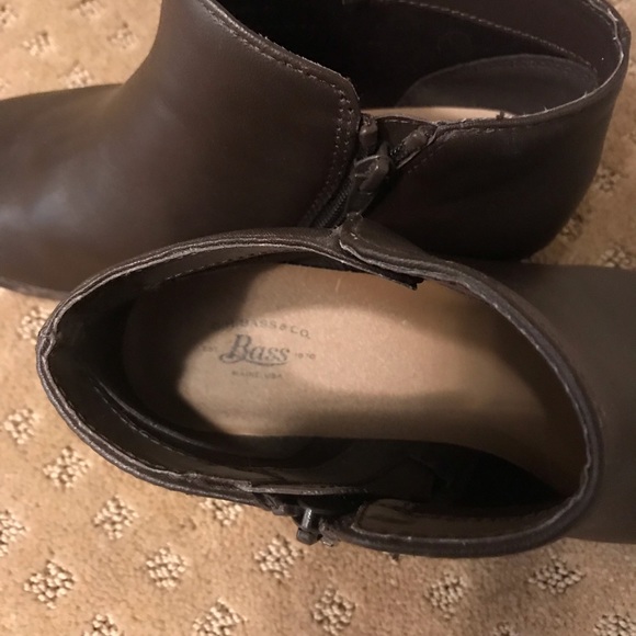 Women’s ankle boots excellent condition. Worn twice. - Picture 3 of 3